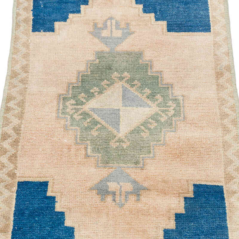 Vintage Turkish Hand-Knotted Rug - 1' 4" x 2' 6" (16" x 30") - K0076179