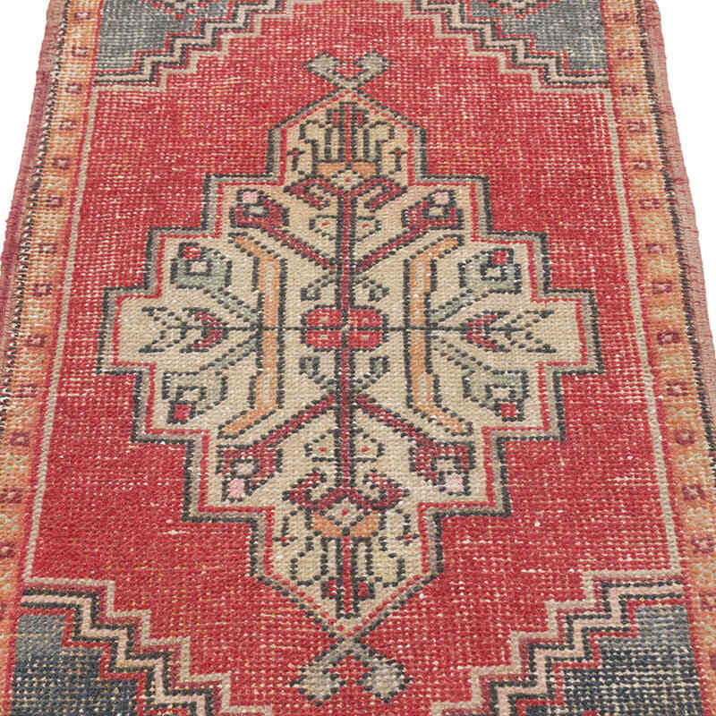 Vintage Turkish Hand-Knotted Rug - 1' 9" x 3'  (21" x 36") - K0076251