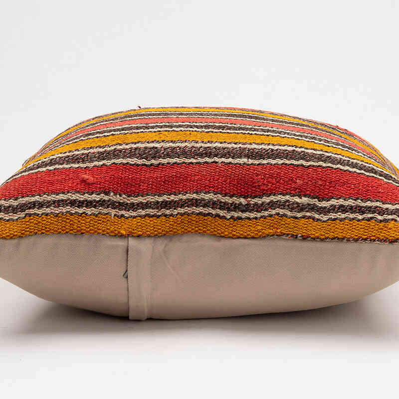 Kilim Pillow Cover - 1' 8" x 1' 8" (20" x 20") - K0076341