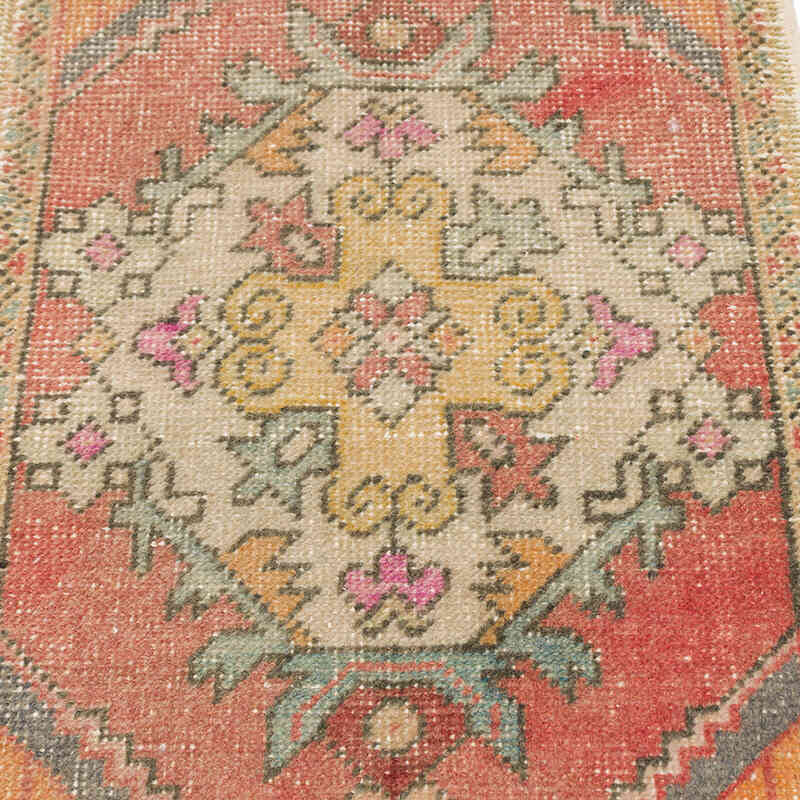 Vintage Turkish Hand-Knotted Rug - 1' 8" x 2' 10" (20" x 34") - K0076403