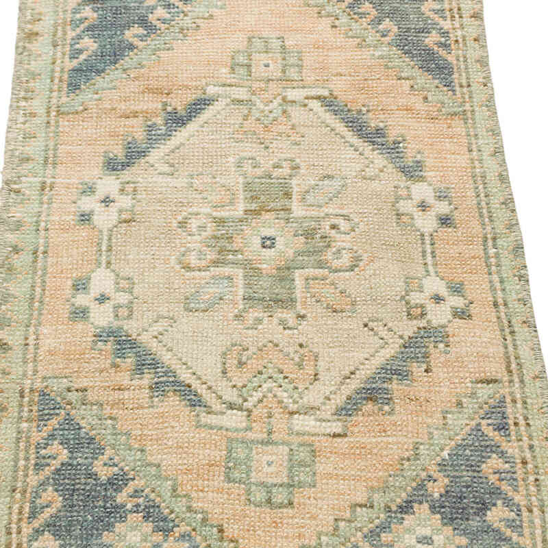 Vintage Turkish Hand-Knotted Rug - 1' 5" x 2' 10" (17" x 34") - K0076412