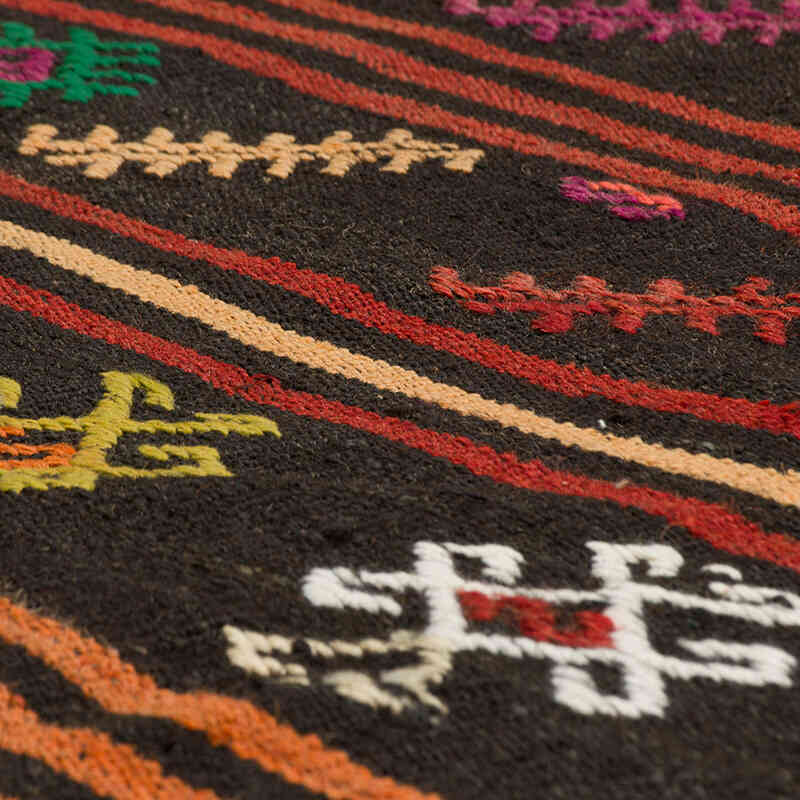 Vintage Anatolian Kilim Rug - 4' 4" x 4' 2" (52" x 50") - K0076452