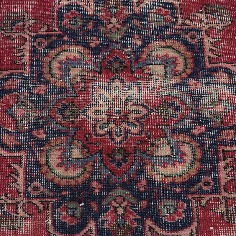 Vintage Turkish Hand-Knotted Rug - 2' 9" x 5' 9" (33" x 69") - K0076843