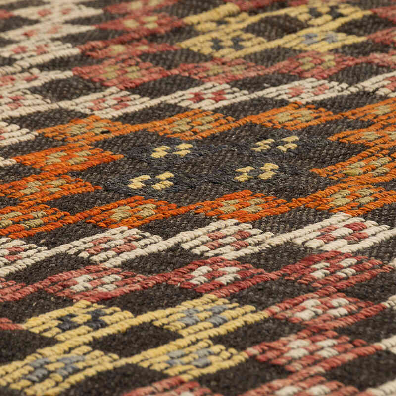 Vintage Anatolian Jijim Rug - 4' 10" x 10' 5" (58" x 125") - K0077024