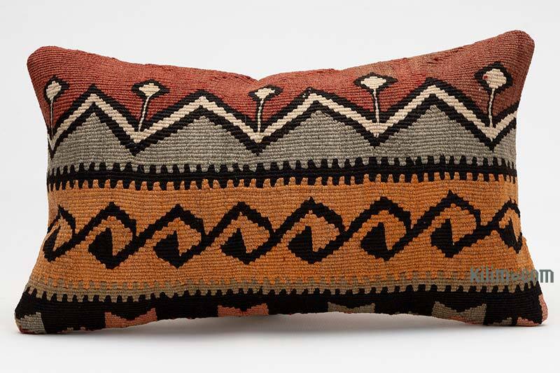Kilim Pillow Cover - 1' 8" x 1'  (20" x 12") - K0077375