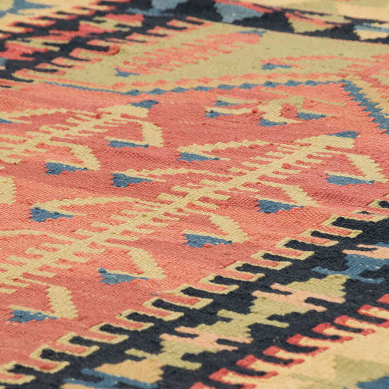 New Handwoven Turkish Kilim Rug - 3' 10" x 5' 9" (46" x 69") - K0077633