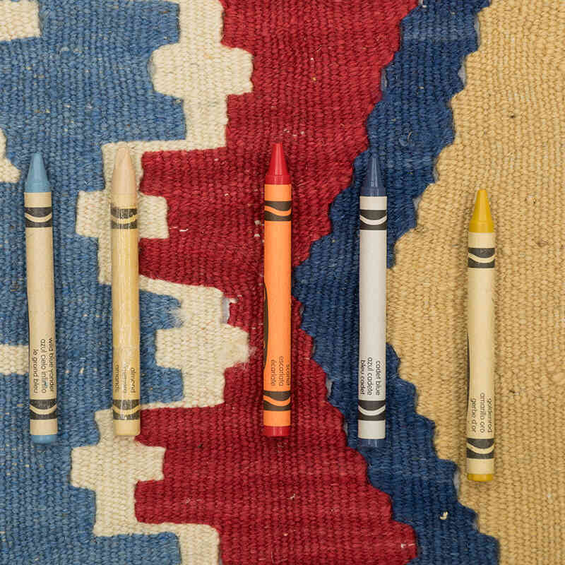 New Handwoven Turkish Kilim Rug - 3' 10" x 5' 8" (46" x 68") - K0077635