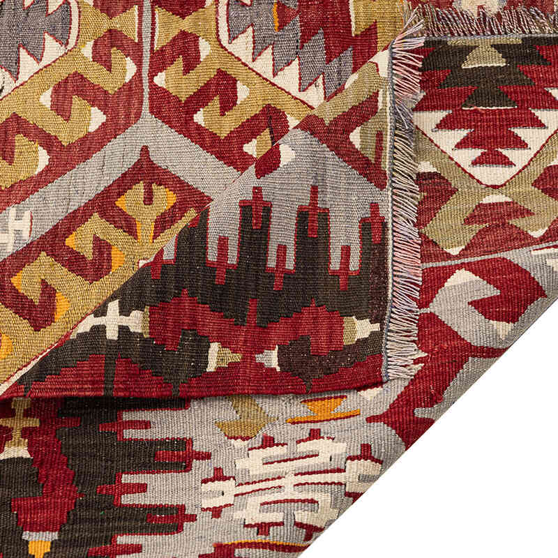 Vintage Esme Kilim Rug - 5' 2" x 9' 7" (62" x 115") - K0077765