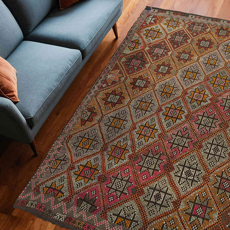 Vintage Anatolian Jijim Rug - 6' 7" x 8' 9" (79" x 105") - K0077776