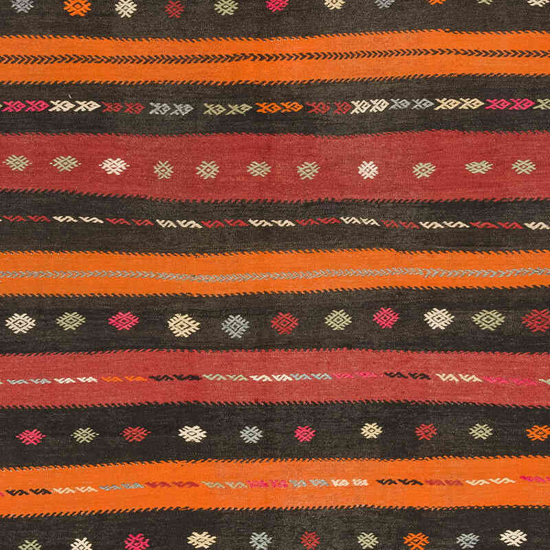 Vintage Turkish Kilim Rug - 5' 9" x 9'  (69" x 108") - K0077855