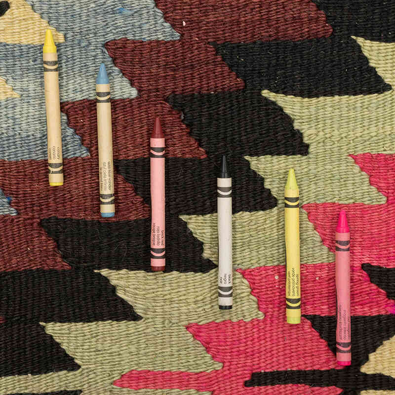 Vintage Mihalic Kilim Rug - 6' 5" x 9' 11" (77" x 119") - K0077900