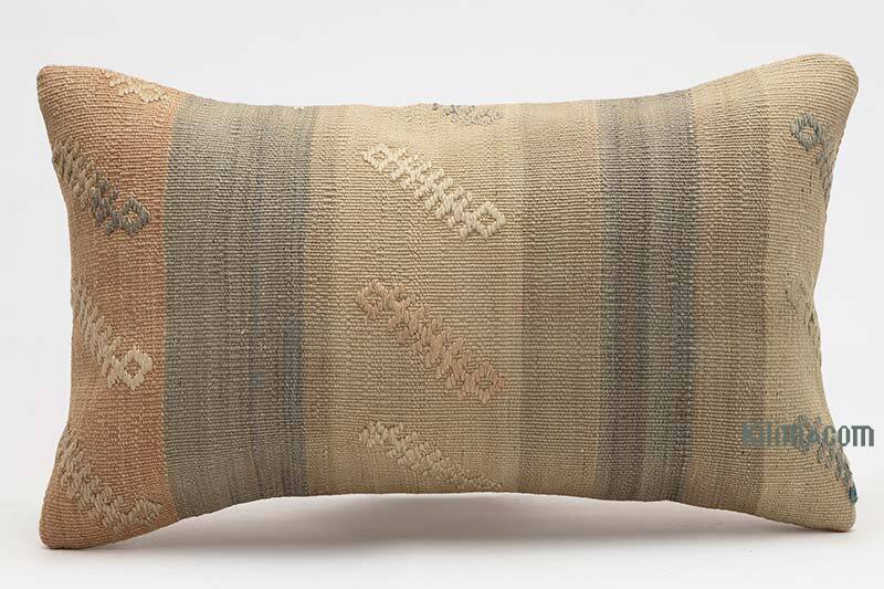 Kilim Pillow Cover - 1' 8" x 1'  (20" x 12") - K0078037