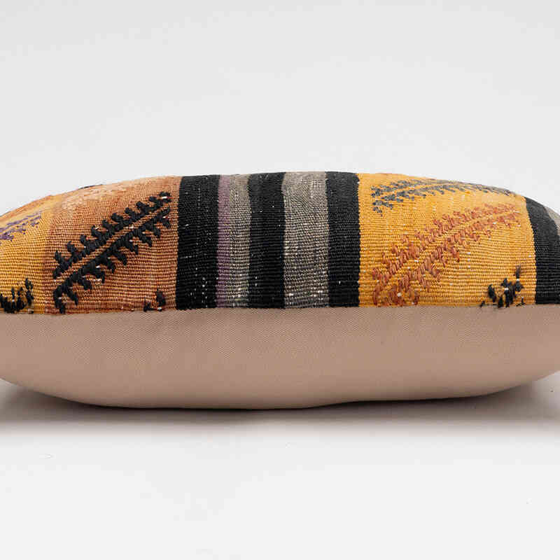 Kilim Pillow Cover - 1' 8" x 1'  (20" x 12") - K0078044