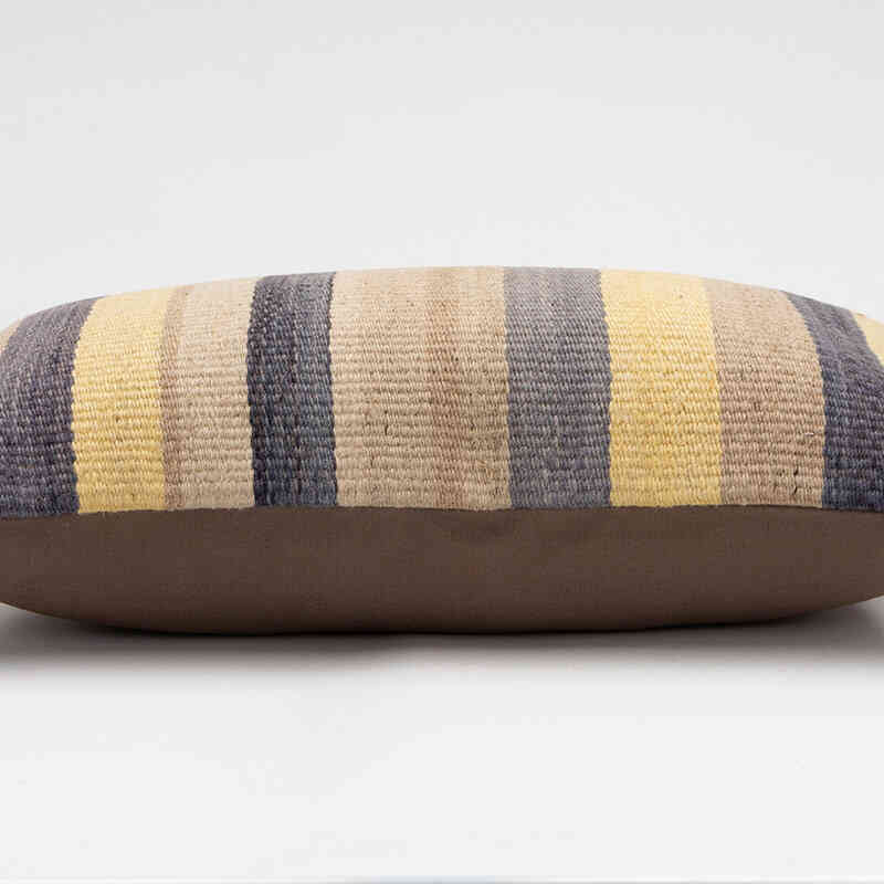 Kilim Pillow Cover - 1' 8" x 1'  (20" x 12") - K0078053