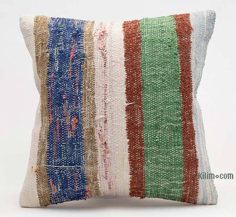 Kilim Pillow Cover - 1' 4" x 1' 4" (16" x 16") - K0078165