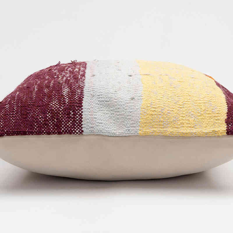 Kilim Pillow Cover - 1' 4" x 1' 4" (16" x 16") - K0078204