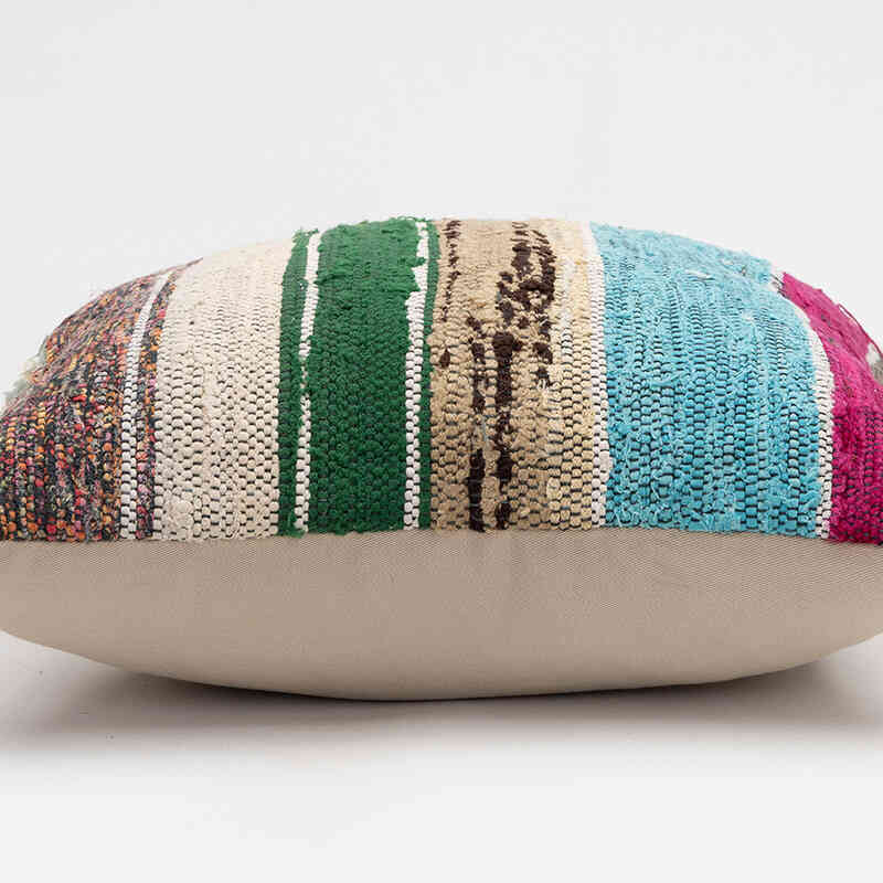 Kilim Pillow Cover - 1' 4" x 1' 4" (16" x 16") - K0078208