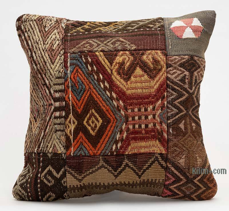 Kilim Pillow Cover - 1' 4" x 1' 4" (16" x 16") - K0078277