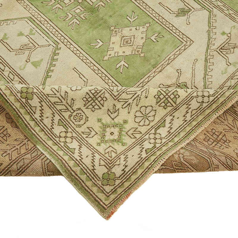 Vintage Turkish Hand-Knotted Rug - 6' 9" x 9' 5" (81" x 113") - K0078636