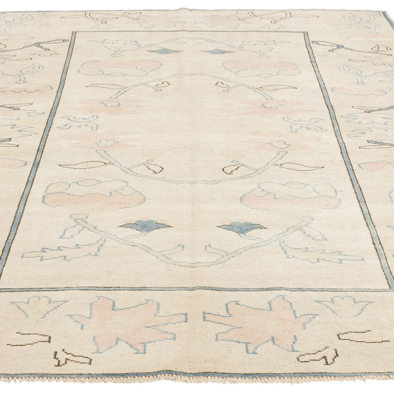 Vintage Turkish Hand-Knotted Rug - 5' 7" x 7' 7" (67" x 91") - K0078665