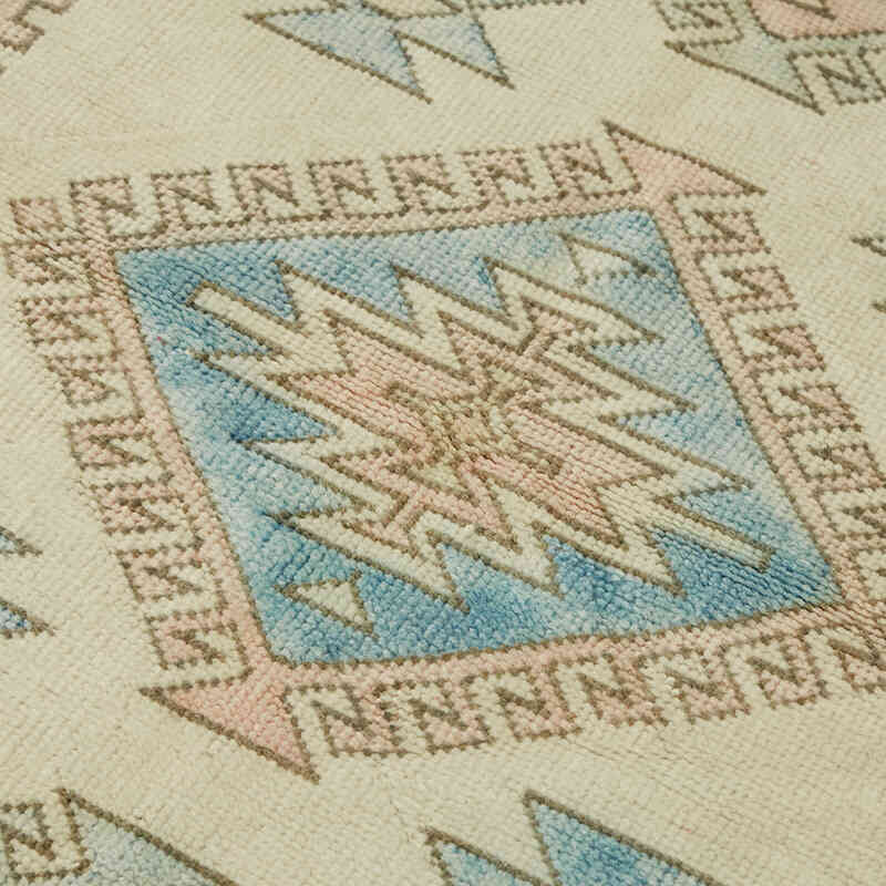 Vintage Turkish Hand-Knotted Rug - 4'  x 6' 11" (48" x 83") - K0078702