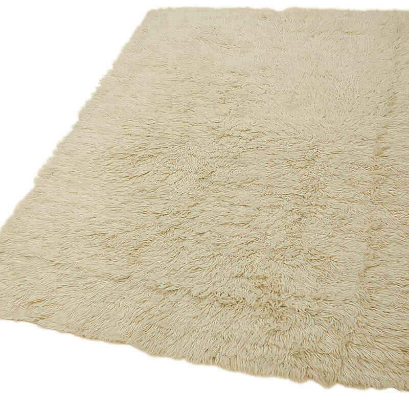 Vintage Anatolian Tulu Rug - 4' 3" x 5' 11" (51" x 71") - K0079019