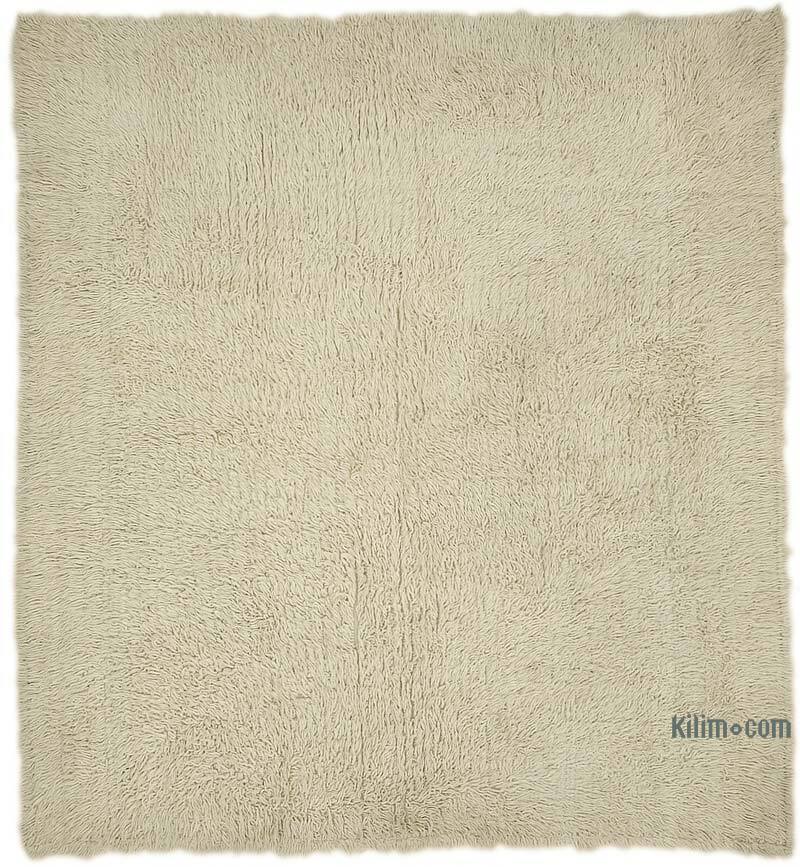 Vintage Anatolian Tulu Rug - 6' 5" x 7' 2" (77" x 86") - K0079044