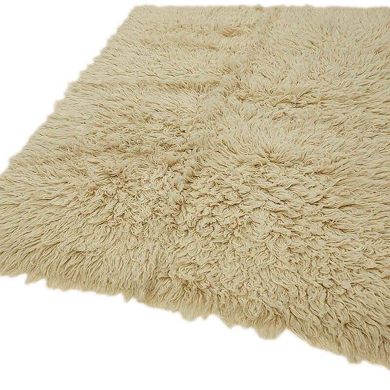 Vintage Anatolian Tulu Rug - 5' 1" x 6'  (61" x 72") - K0079070