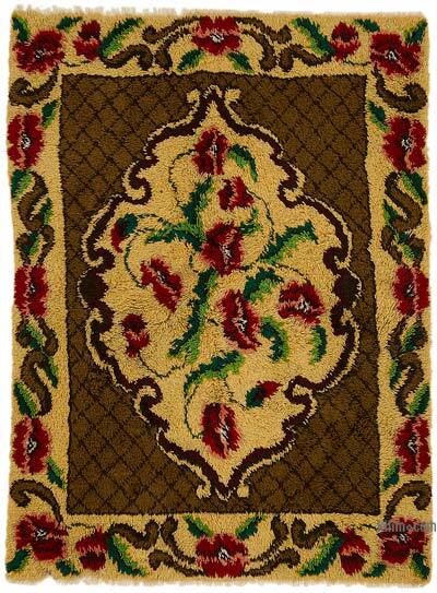 Vintage Anatolian Tulu Rug - 5' 1" x 6' 9" (61" x 81")