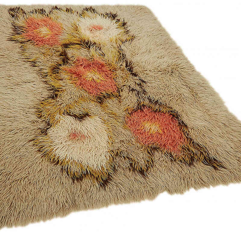 Vintage Anatolian Tulu Rug - 5' 3" x 7' 1" (63" x 85") - K0079078