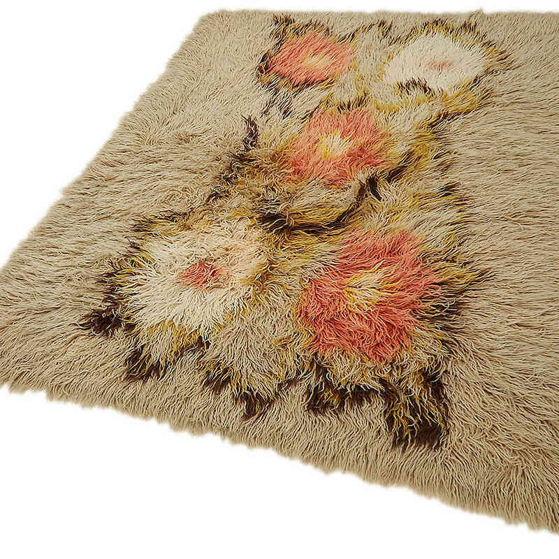 Vintage Anatolian Tulu Rug - 5' 3" x 7' 1" (63" x 85") - K0079078