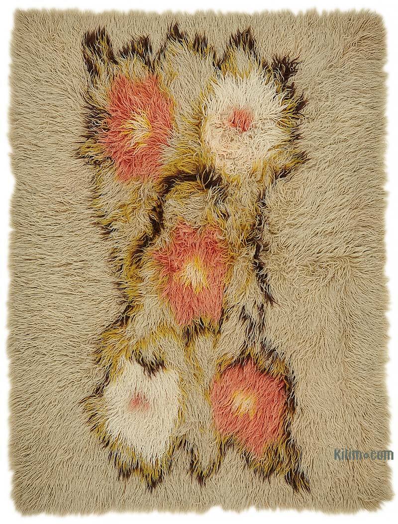 Vintage Anatolian Tulu Rug - 5' 3" x 7' 1" (63" x 85") - K0079078