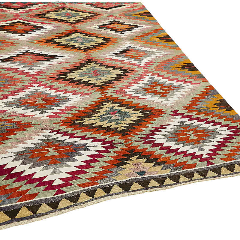 Vintage Anatolian Kilim Rug - 5' 7" x 7'  (67" x 84") - K0079088