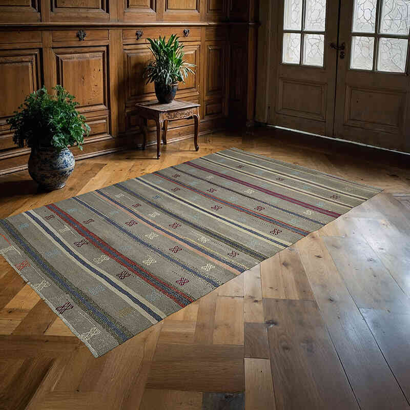 Vintage Anatolian Kilim Rug - 4' 10" x 8' 2" (58" x 98") - K0079089