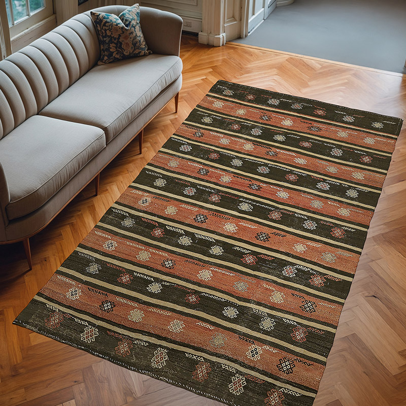 Vintage Anatolian Kilim Rug - 6' 2" x 10' 4" (74" x 124") - K0079102