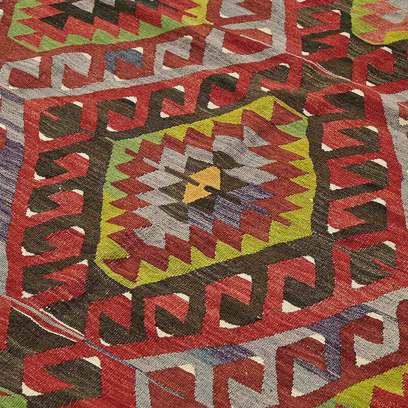 Vintage Anatolian Kilim Rug - 6'  x 10' 6" (72" x 126") - K0079112