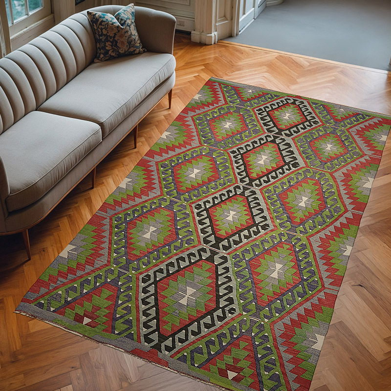 Vintage Anatolian Kilim Rug - 5' 9" x 9' 2" (69" x 110") - K0079113