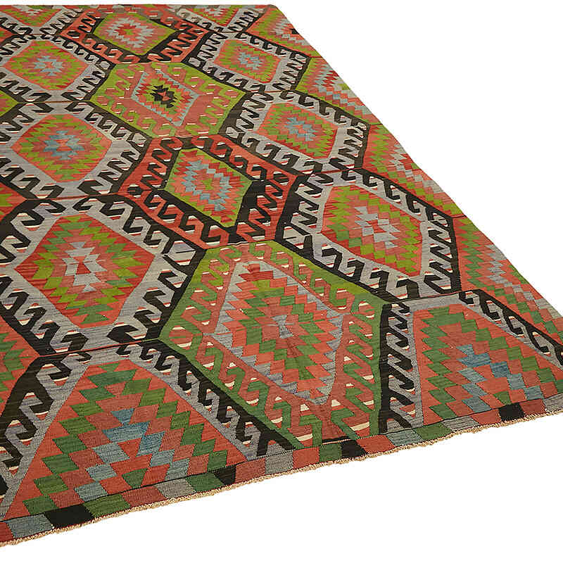 Vintage Anatolian Kilim Rug - 6' 6" x 10' 6" (78" x 126") - K0079114