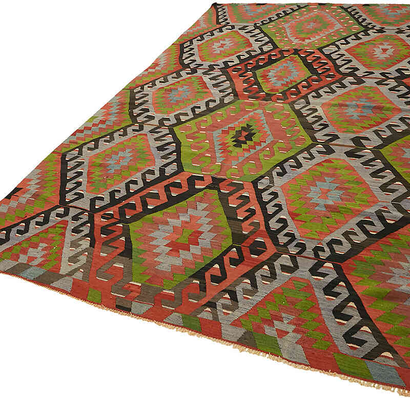 Vintage Anatolian Kilim Rug - 6' 6" x 10' 6" (78" x 126") - K0079114