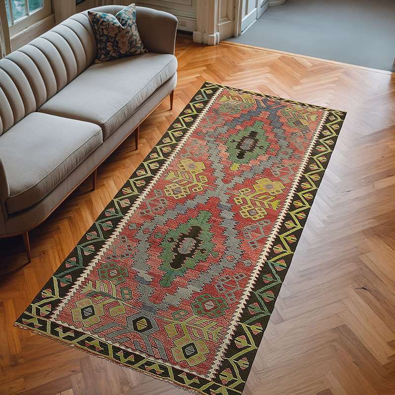 Vintage Anatolian Kilim Rug - 4' 8" x 9' 10" (56" x 118") - K0079135