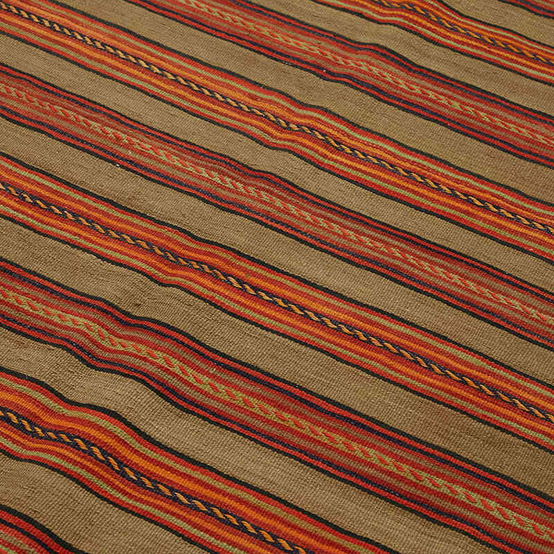 Vintage Anatolian Kilim Rug - 5'  x 8' 10" (60" x 106") - K0079152