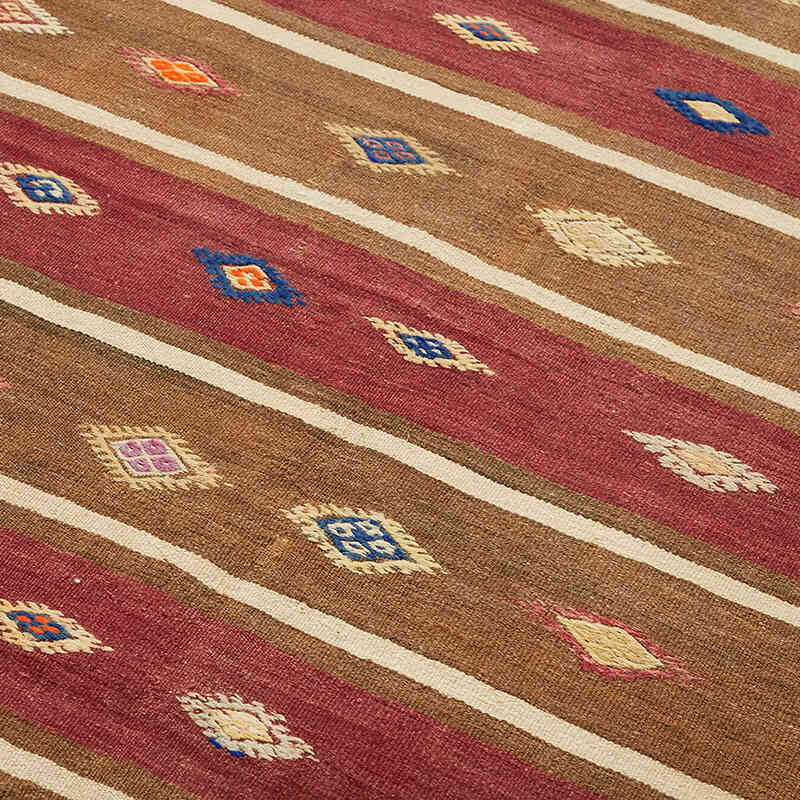 Vintage Anatolian Kilim Rug - 5' 6" x 9' 7" (66" x 115") - K0079159
