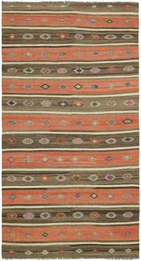 Vintage Anatolian Kilim Rug - 5' 8" x 10' 4" (68" x 124")
