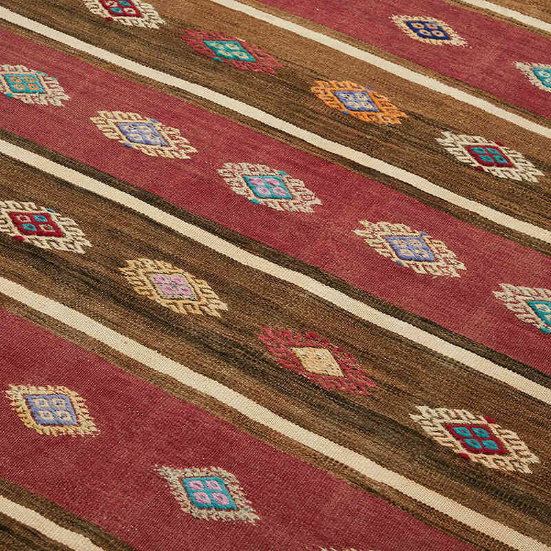 Vintage Anatolian Kilim Rug - 5' 4" x 10'  (64" x 120") - K0079168