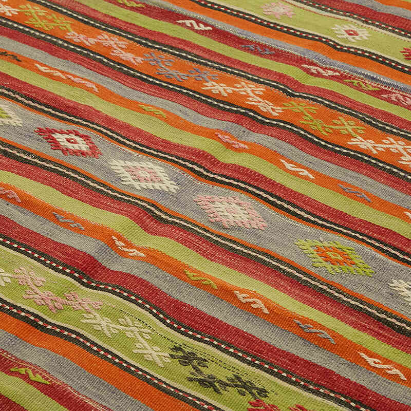 Vintage Anatolian Kilim Rug - 6' 9" x 10'  (81" x 120") - K0079189