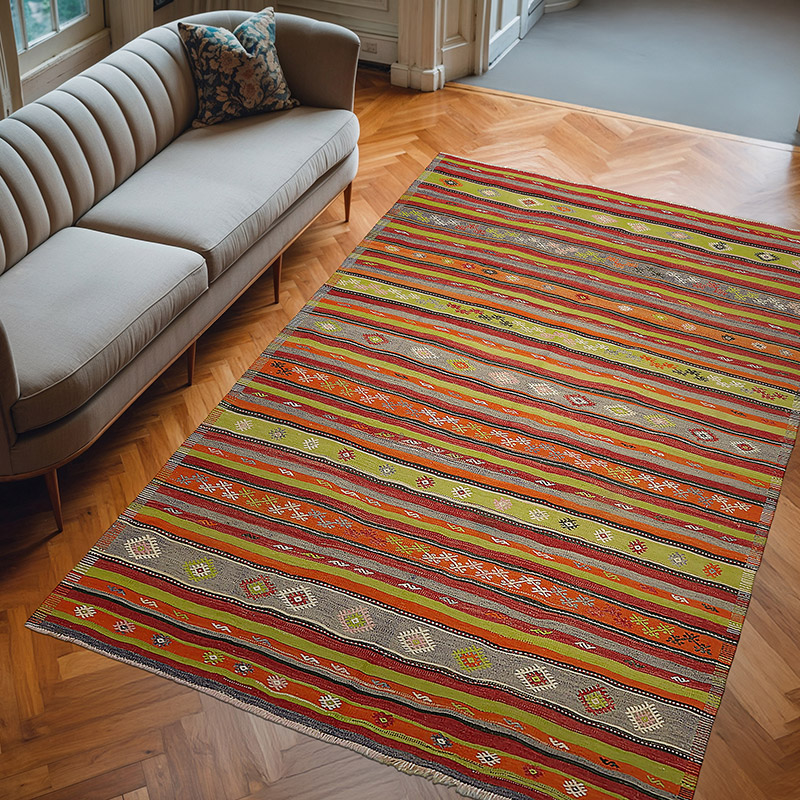 Vintage Anatolian Kilim Rug - 6' 9" x 10'  (81" x 120") - K0079189