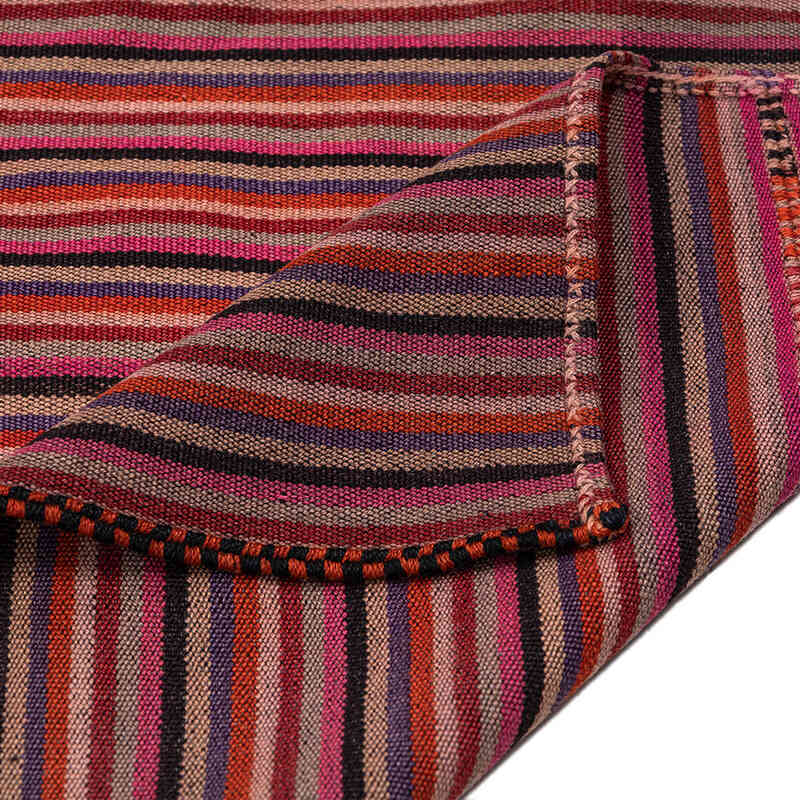 Vintage Anatolian Kilim Rug - 4' 8" x 8' 10" (56" x 106") - K0079287
