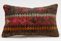 Kilim Pillow Cover - 1' 8" x 1'  (20" x 12")