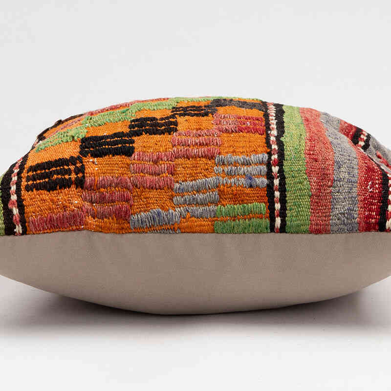 Kilim Pillow Cover - 1' 4" x 1' 4" (16" x 16") - K0079380