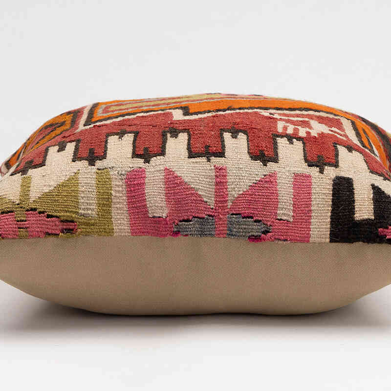 Kilim Pillow Cover - 1' 4" x 1' 4" (16" x 16") - K0079401